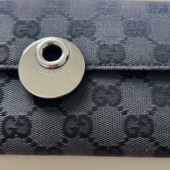 Gucci Continental Black Canvas Wallet - Picture 5 of 17